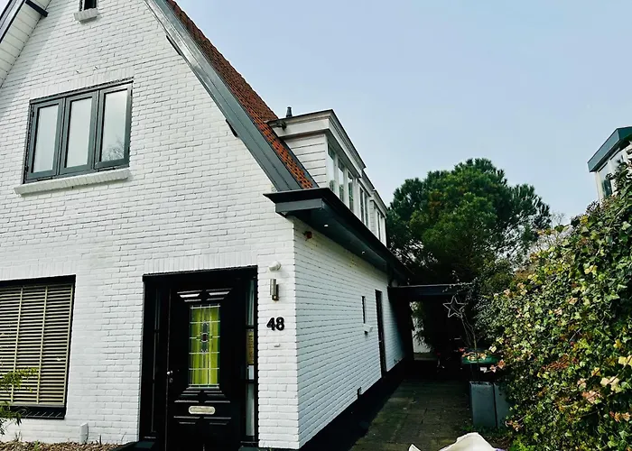 Villa Rustige Luxe Vrijstaande In Weelderig Groene Tuin *